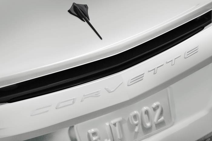 Chevrolet Performance Parts - 84313984 - 2020+ Corvette Script Emblem in Arctic White