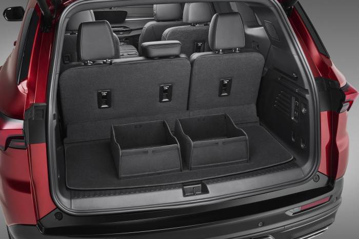 GM (General Motors) - 85133075 PARTITION PKG-CARGO                     *INSTALL 0.10