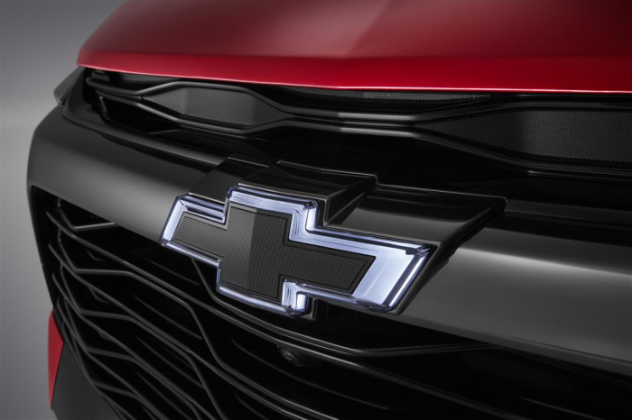 GM (General Motors) - 85605693 Front Illuminated and Rear Non-Illuminated Bowtie Emblems in Black