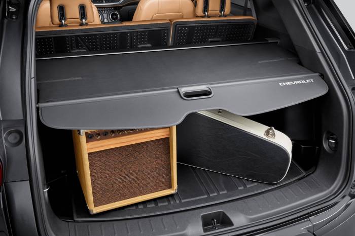 GM (General Motors) - 84122593 Cargo Area Shade in Jet Black