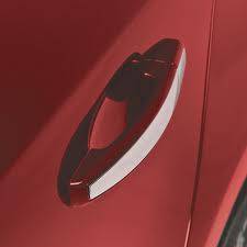 GM (General Motors) - 20919352 - GM Door Handle Set - Crystal Red(Gbe) With Chrome Stripe, 2011-14 Chevy Cruze