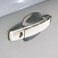 GM (General Motors) - 20919348 - GM Door Handle Set - Silver Ice (Gan) With Chrome Stripe, 2011-15 Chevy Cruze