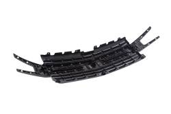 84320548 GRILLE PKG-FRT                          *BLACK)(INSTA