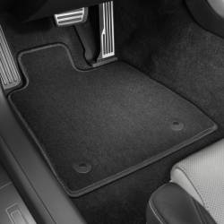 84365531 MAT PKG-FLR AUX                         *BLACK)(INSTA